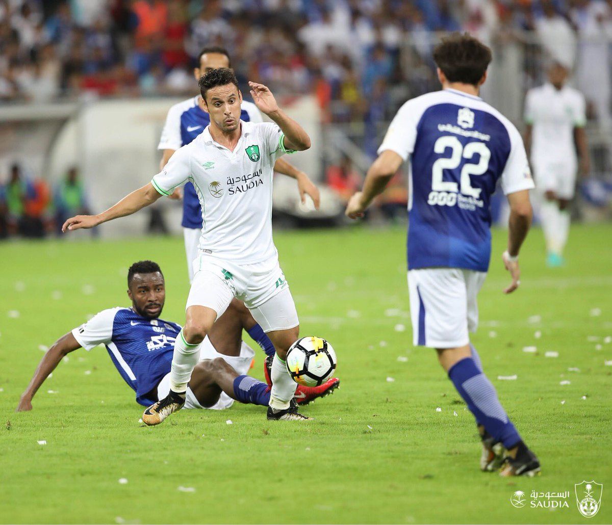 ليوناردو - الأهلي - الهلال