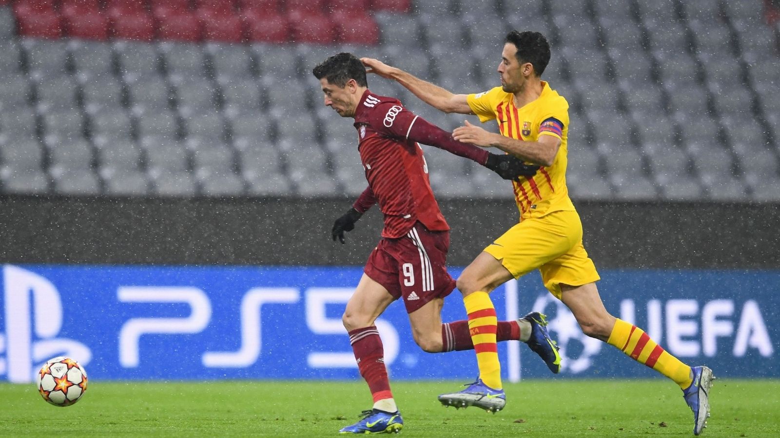 Robert Lewandowski & Sergio Busquets