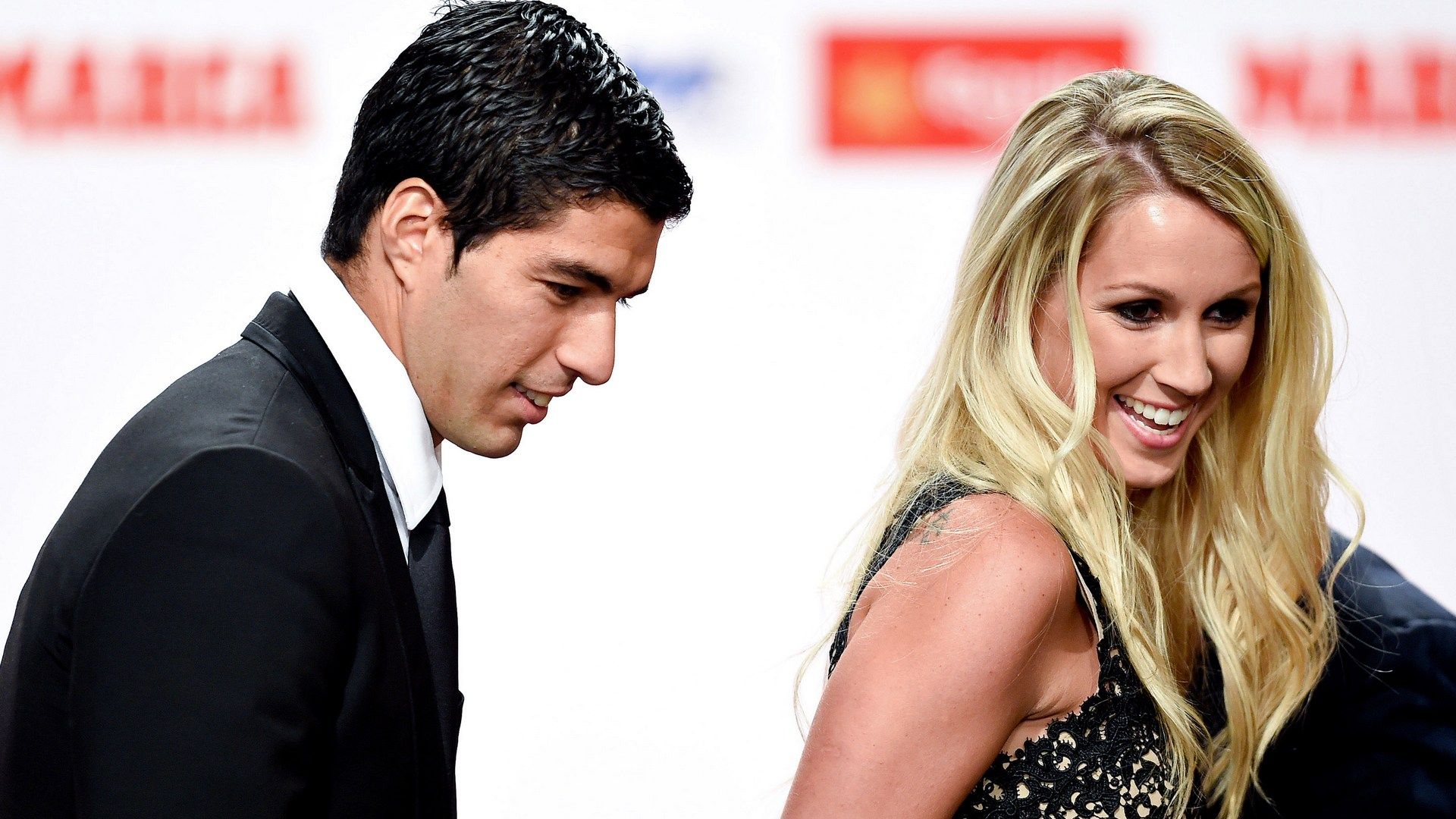 Luis Suarez Sofia Balbi