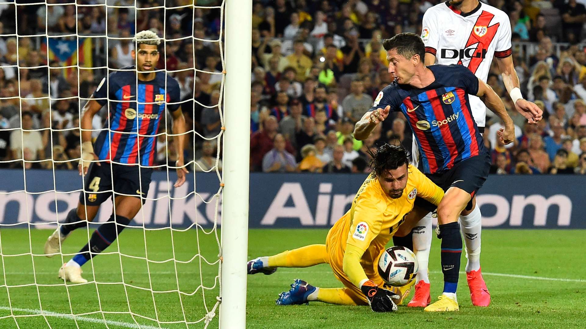 Dimitrievski Barcelona Rayo