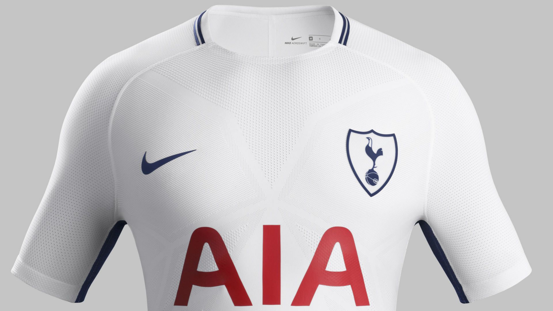 HD Tottenham 17-18 home kit