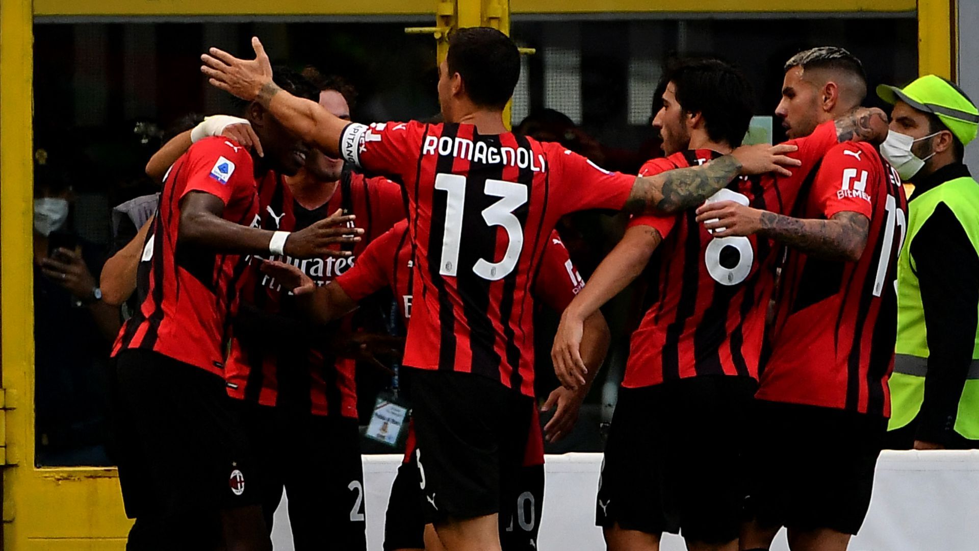 Milan players celebrating Milan Lazio Serie A