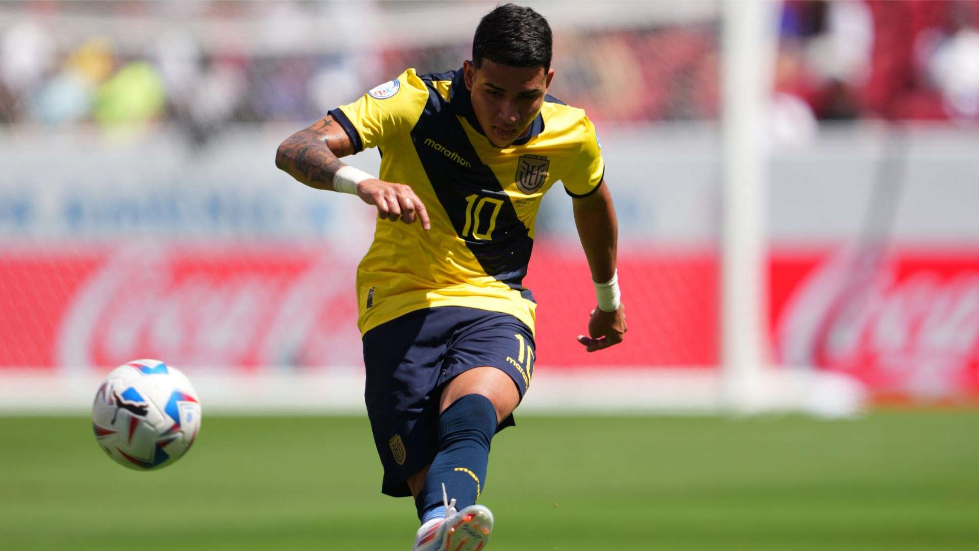 Kendry Paez Acuador 2024