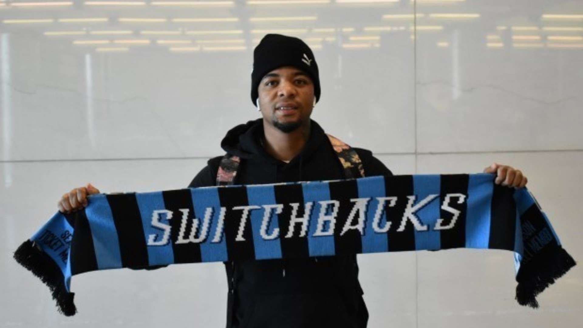 George Lebese signs for Switchbacks in the US