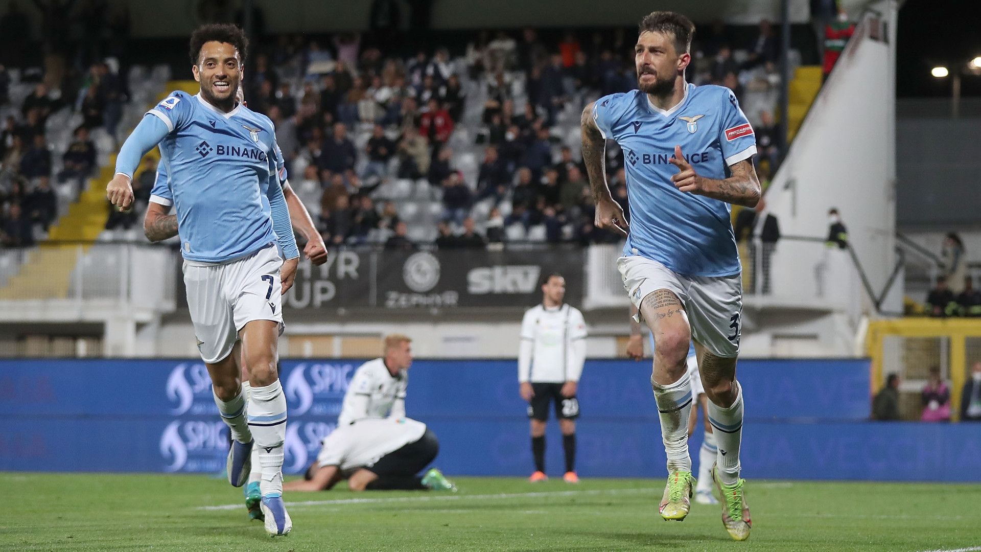 Francesco Acerbi celebrate Spezia Lazio Serie A