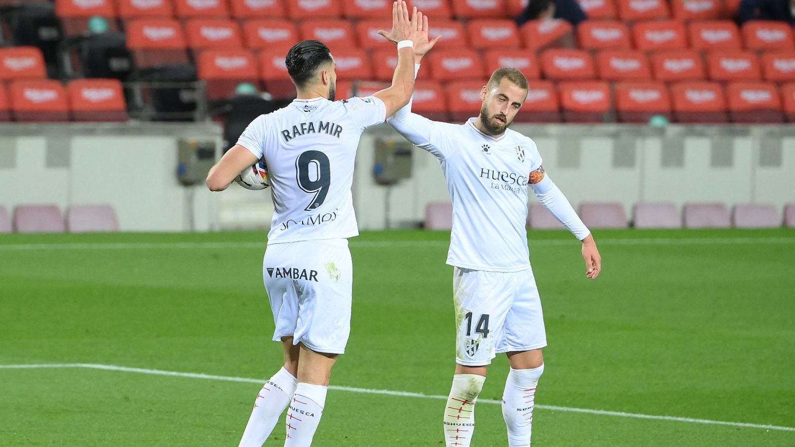 Rafa Mir Barcelona Huesca LaLiga