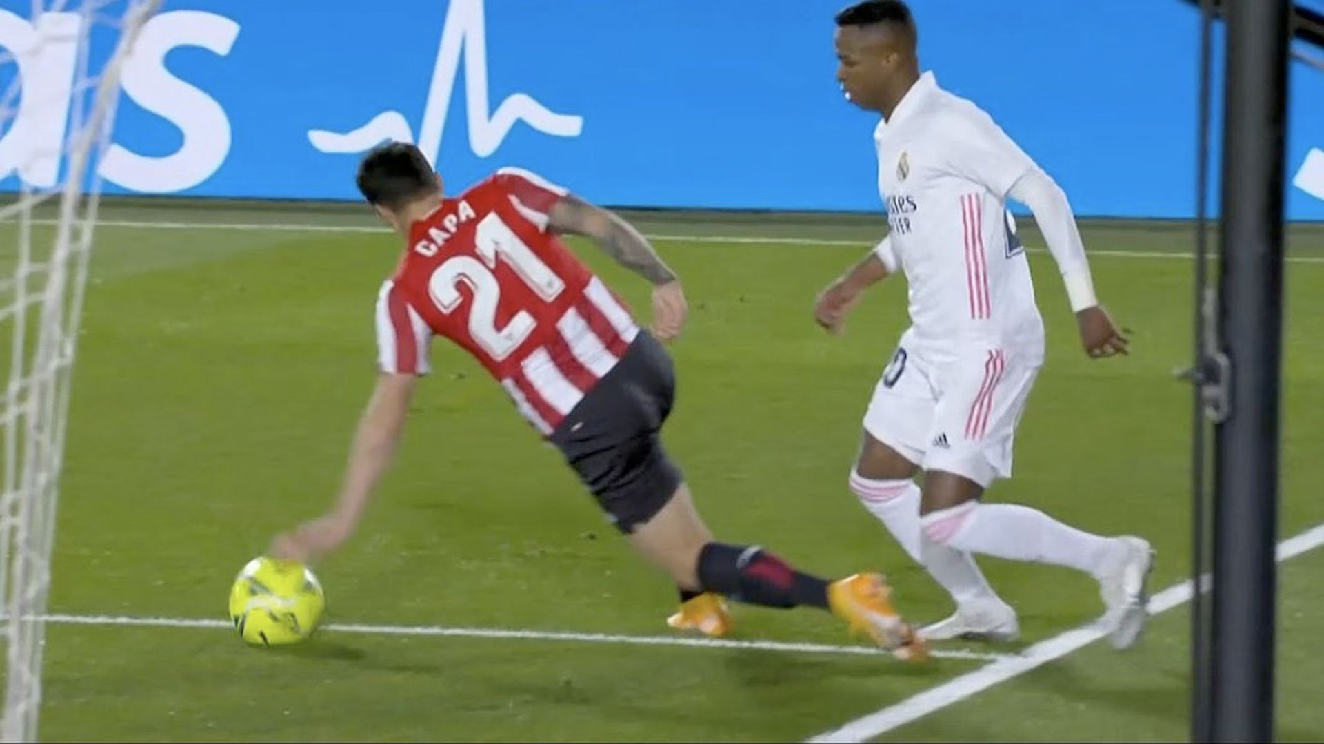 Mano Capa Vinicius Real Madrid Athletic