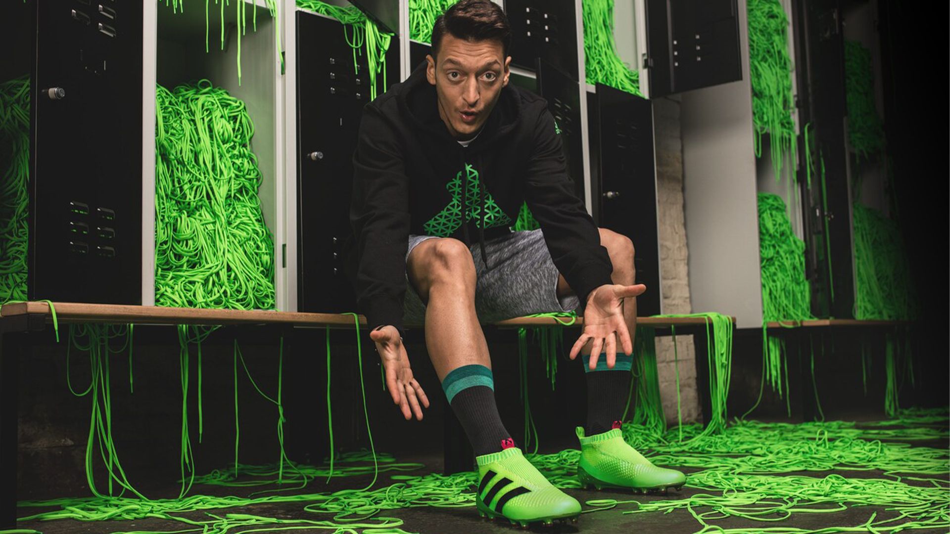 adidas laceless cleats - Ozil
