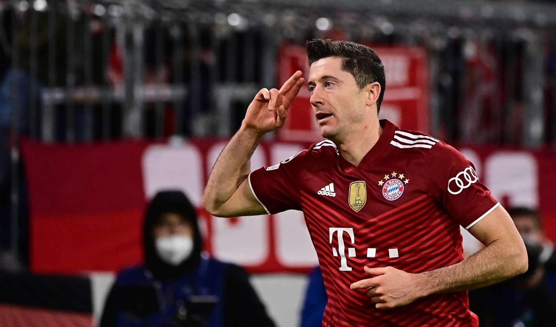 lewandowski bayern benfica