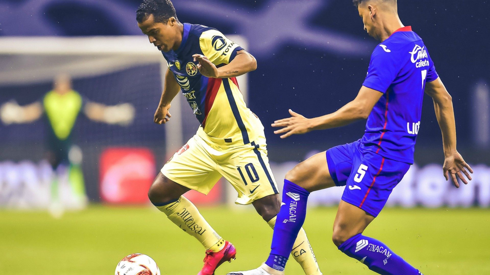 Cruz Azul América Igor Lichnovsky Giovani dos Santos