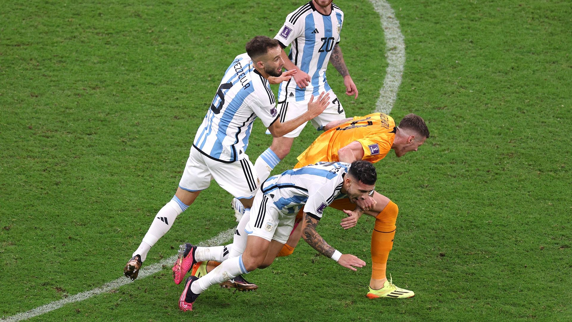 German Pezzella Argentina Netherlands 2022 World Cup