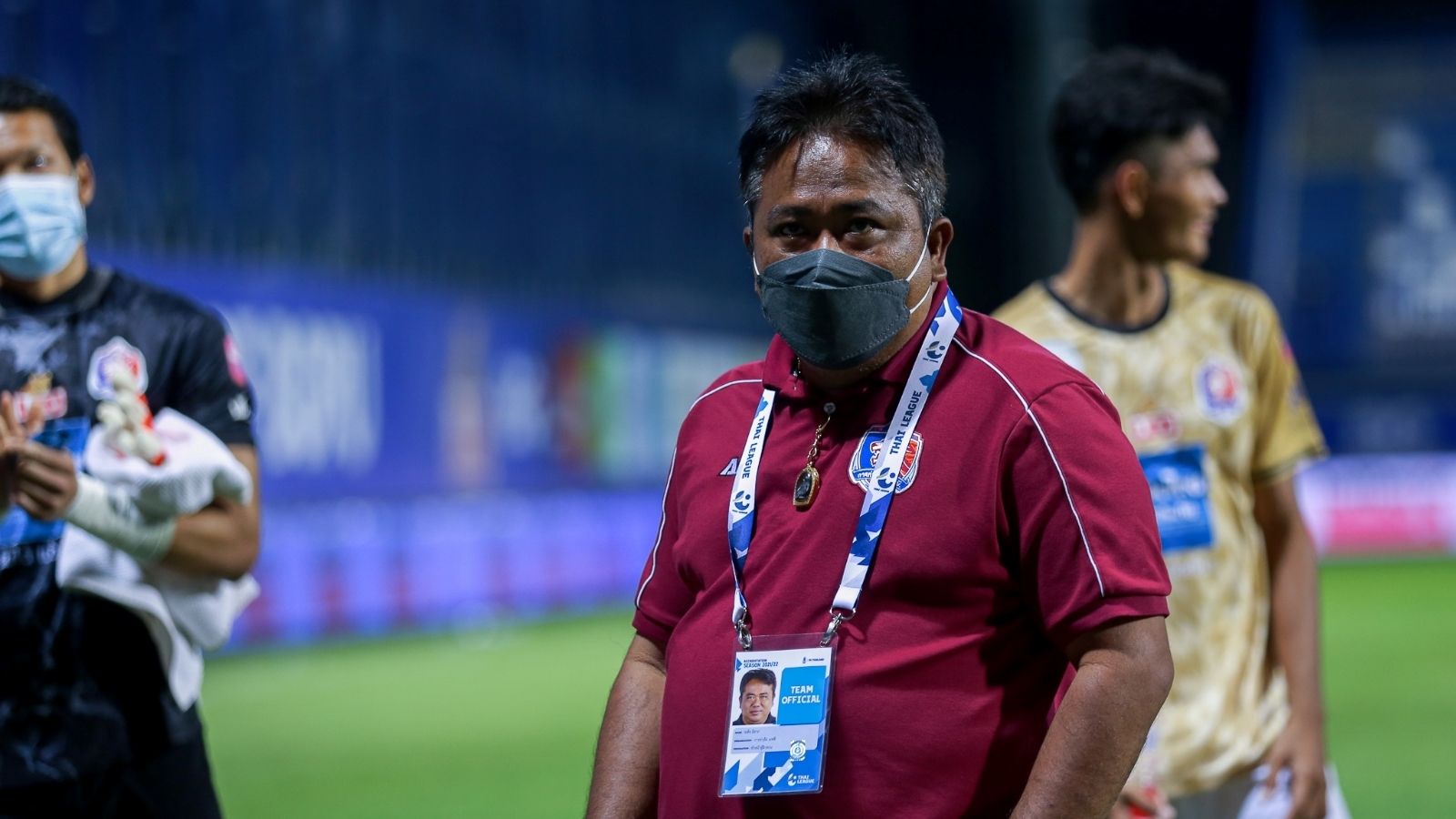 จเด็จ มีลาภ