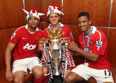 Manchester United - Bebe (L)_Javier Hernandez_Nani (R)