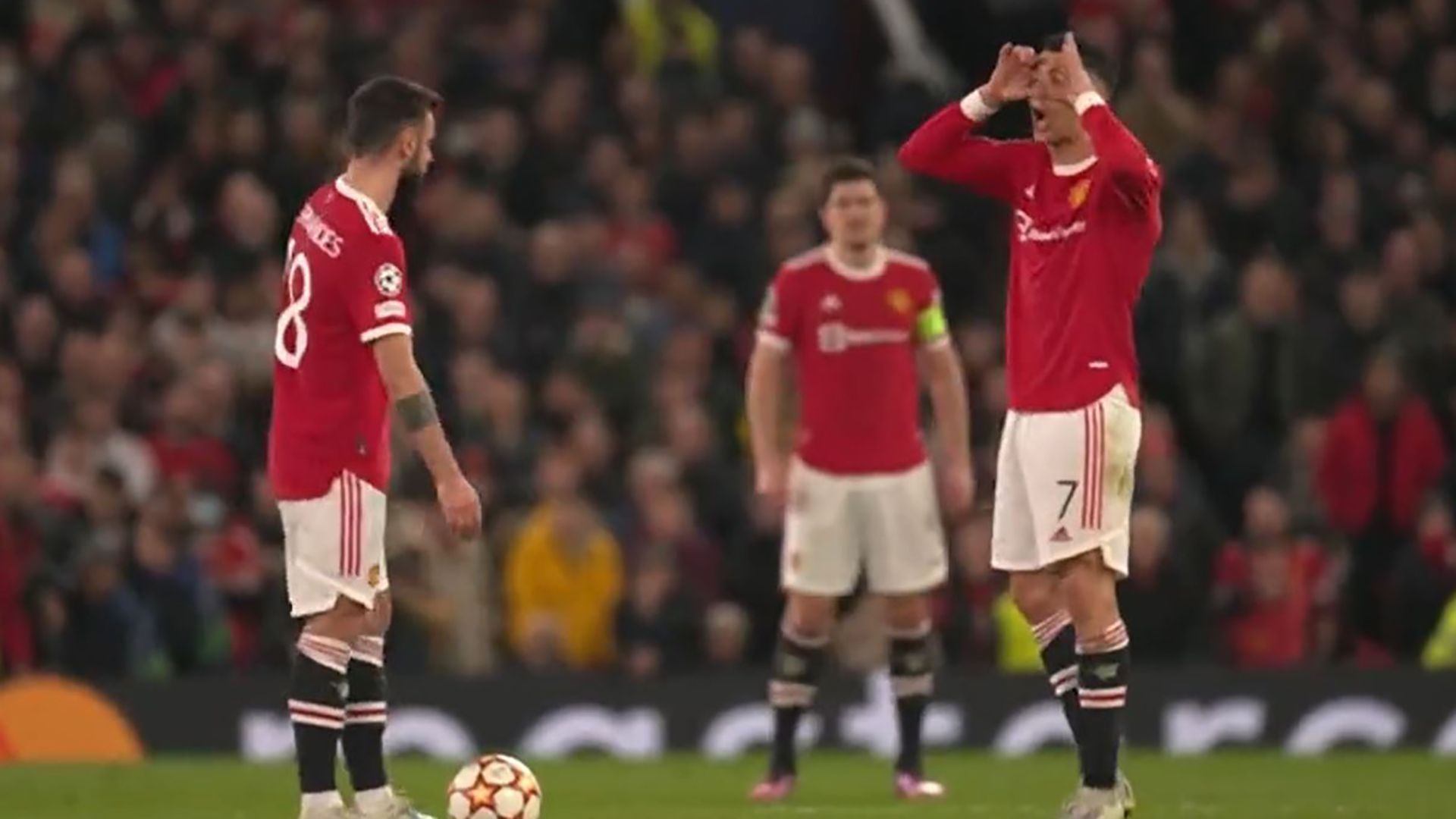 Bruno Fernandes Cristiano Ronaldo Screengrab