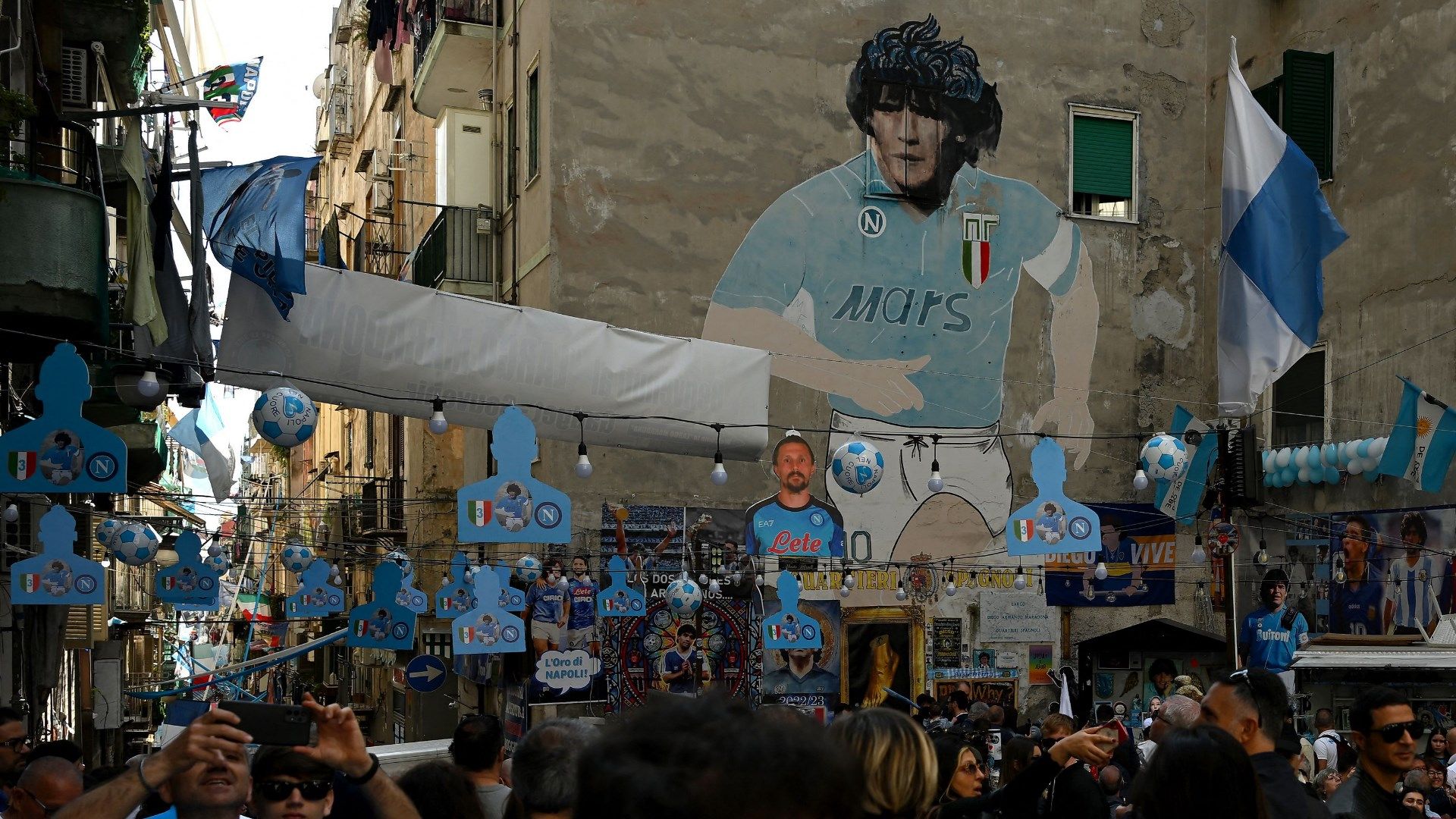 Diego Maradona mural Quartieri Spagnoli Napoli Naples Italy
