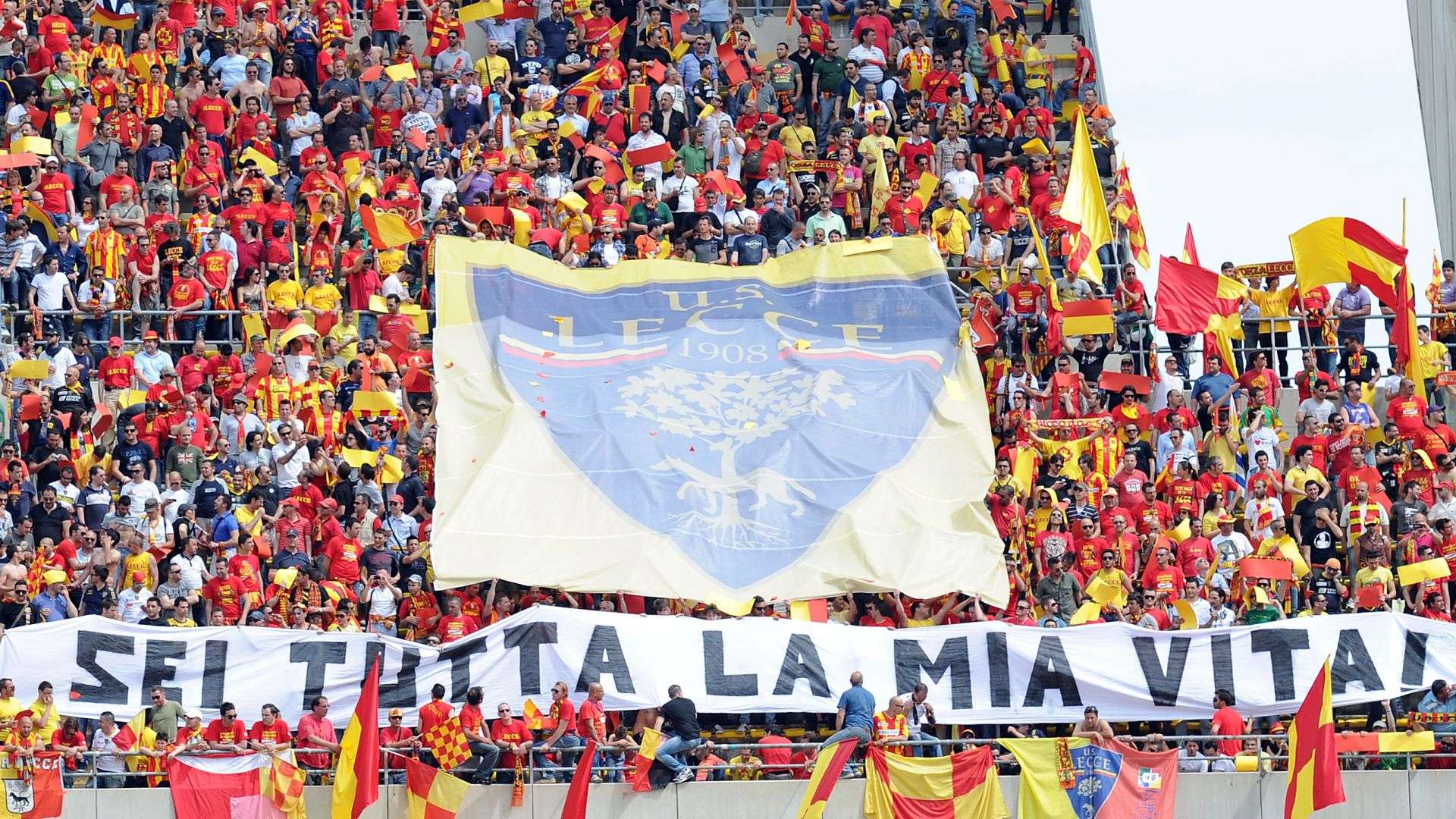 Lecce fans