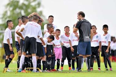 CP-Meiji Football Clinic 2017