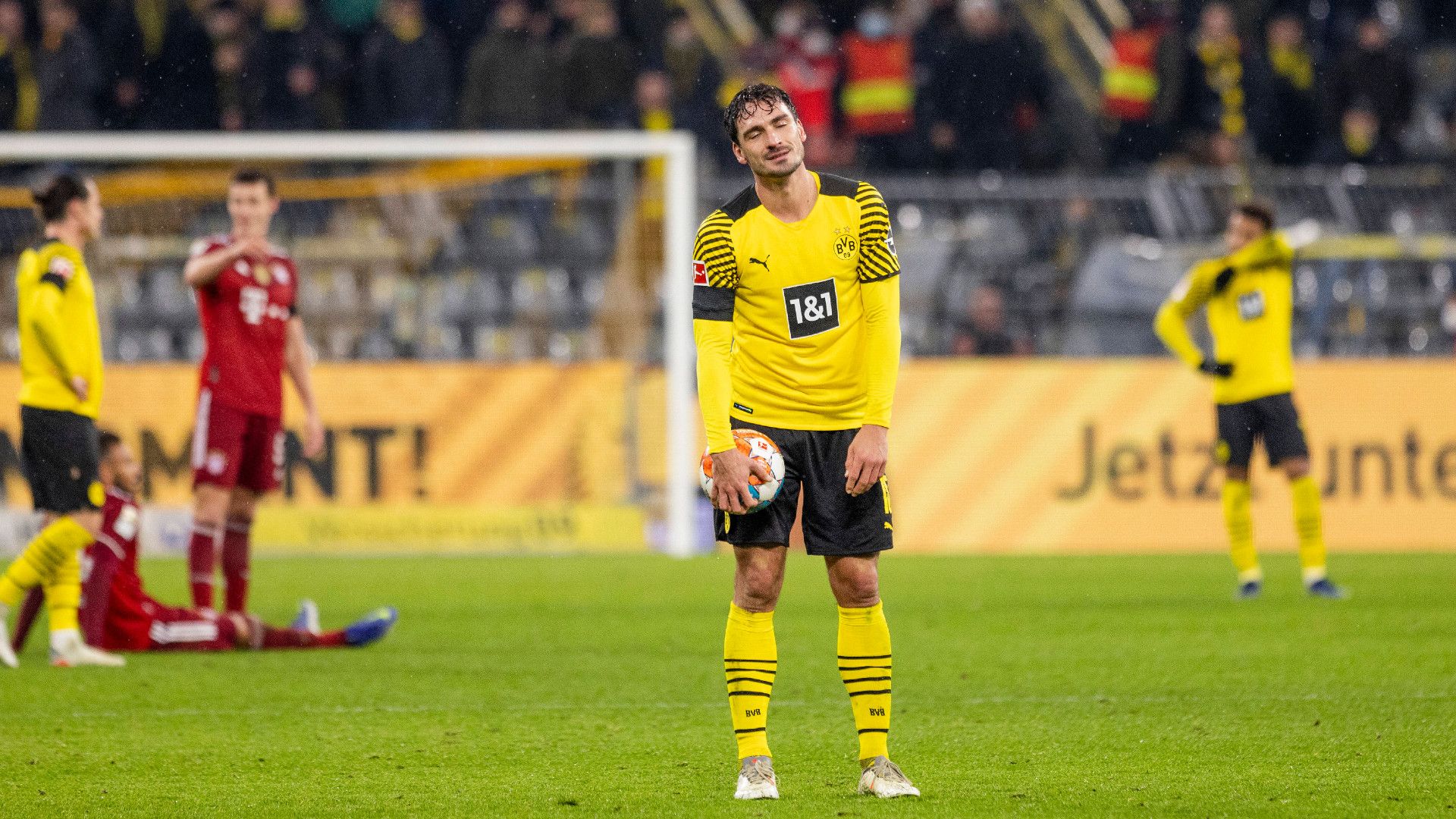 GERMANY ONLY: MATS HUMMELS BORUSSIA DORTMUND BUNDESLIGA