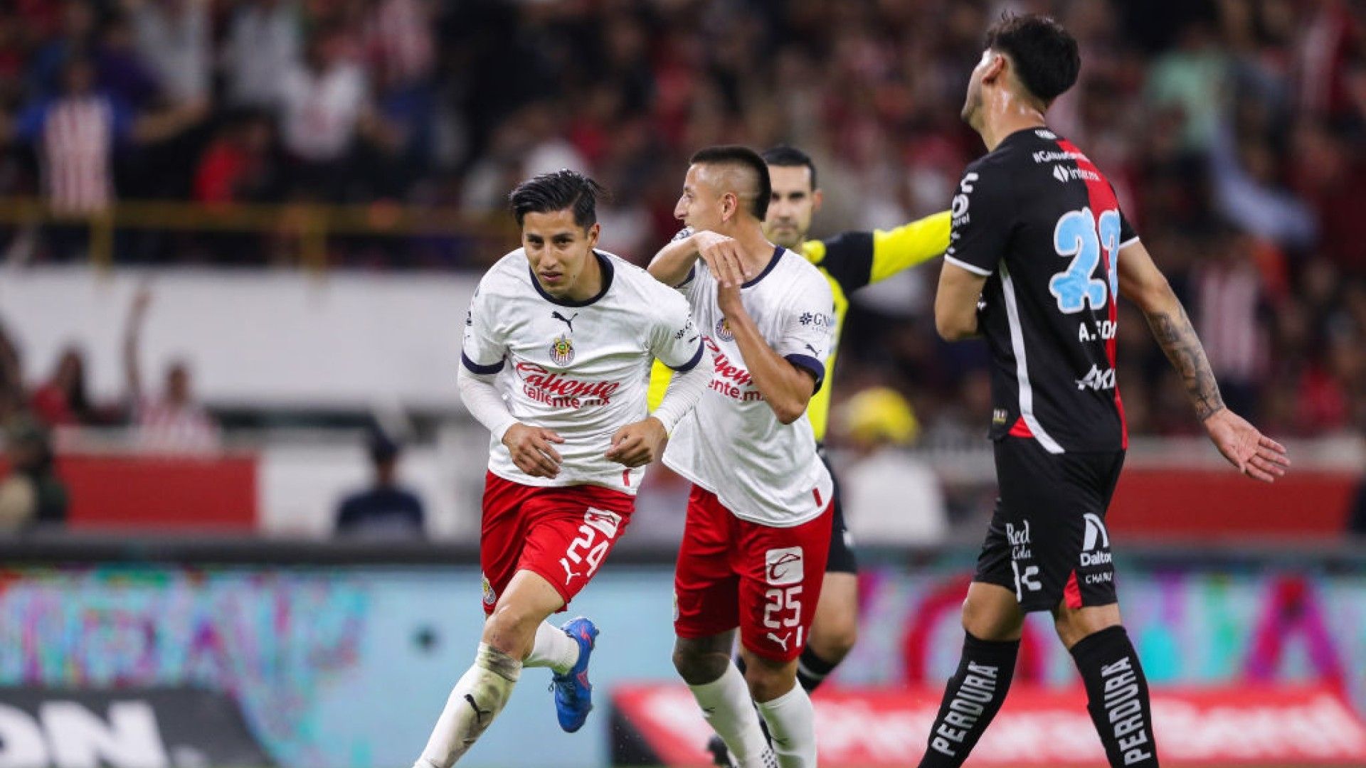 Carlos Cisneros Chivas Clausura 2023