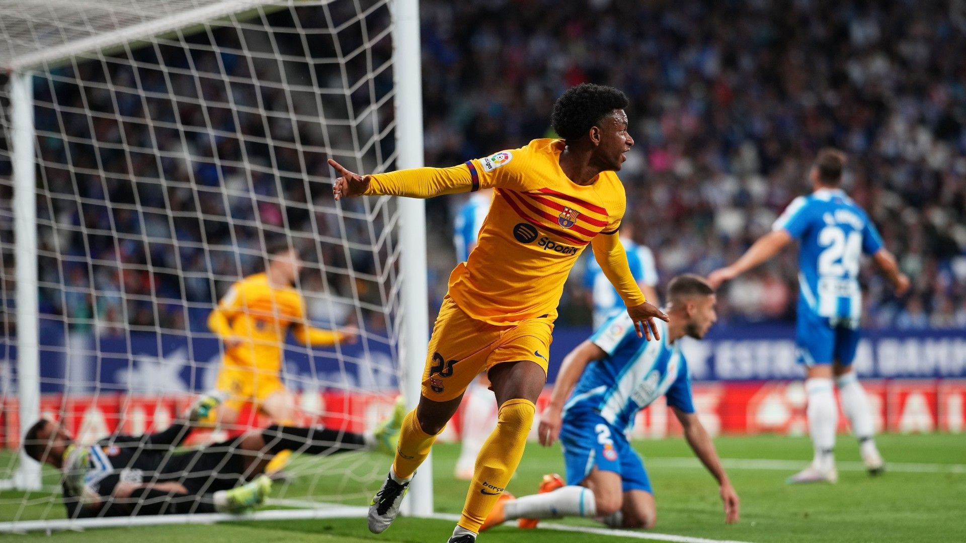 Alejandro Balde Barcelona vs Espanyol 2022-23