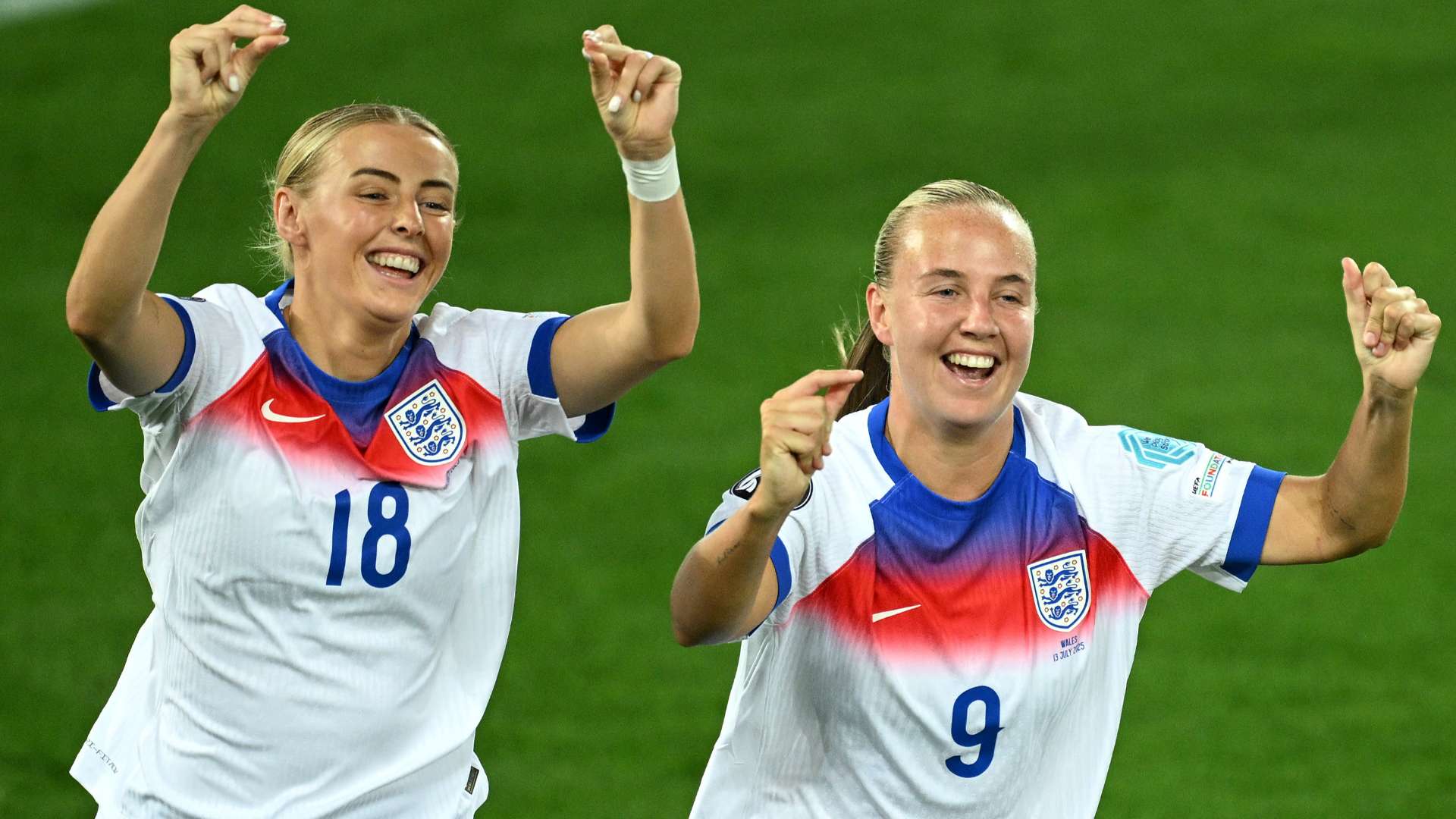Chloe Kelly Beth Mead England Euro 2025