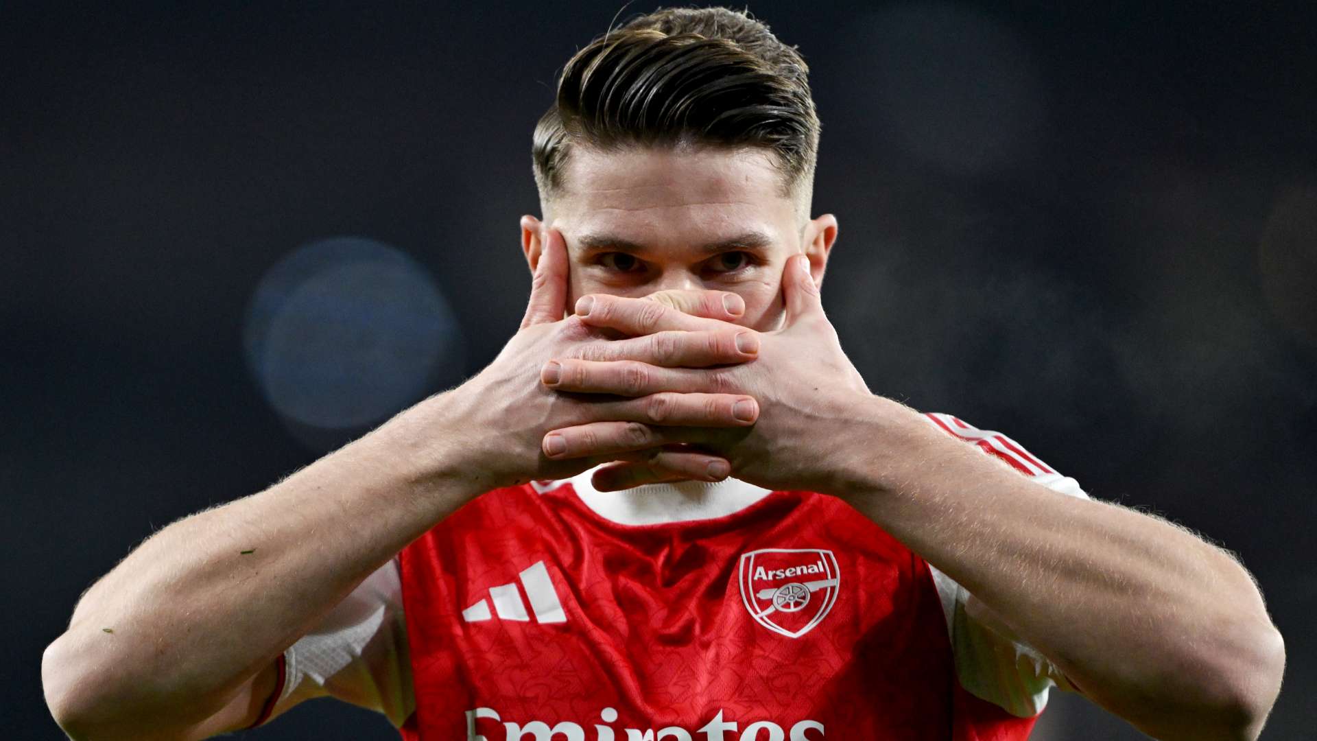 Viktor Gyokeres celebration Arsenal goal 2025-26