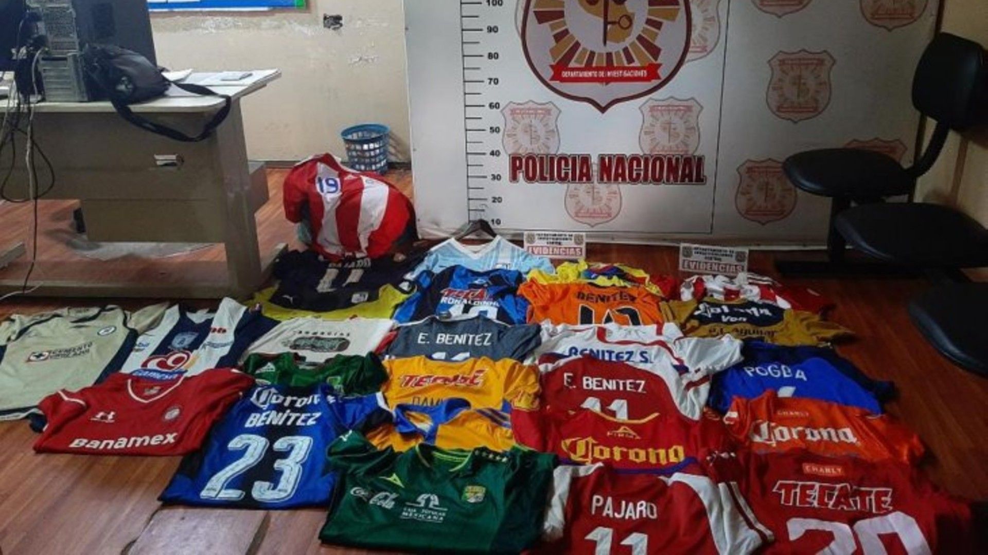 Coleccion Camisetas Edgar Benitez Paraguay 31032020