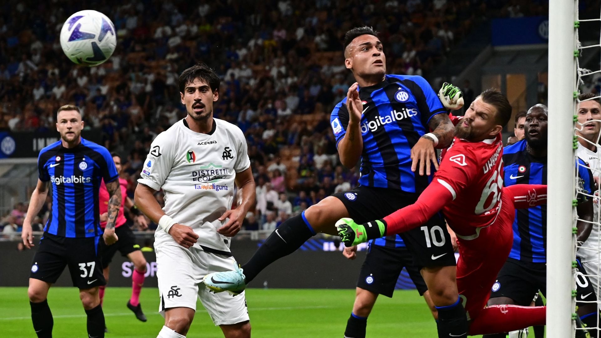 Lautaro Martinez Inter Spezia Serie A