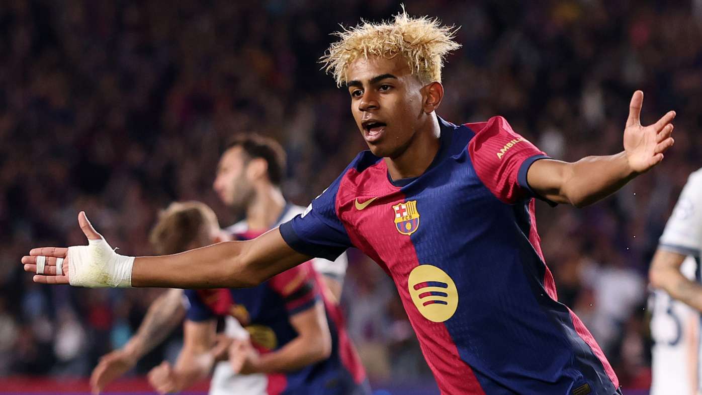 Lamine Yamal of FC Barcelona celebrates Yamal