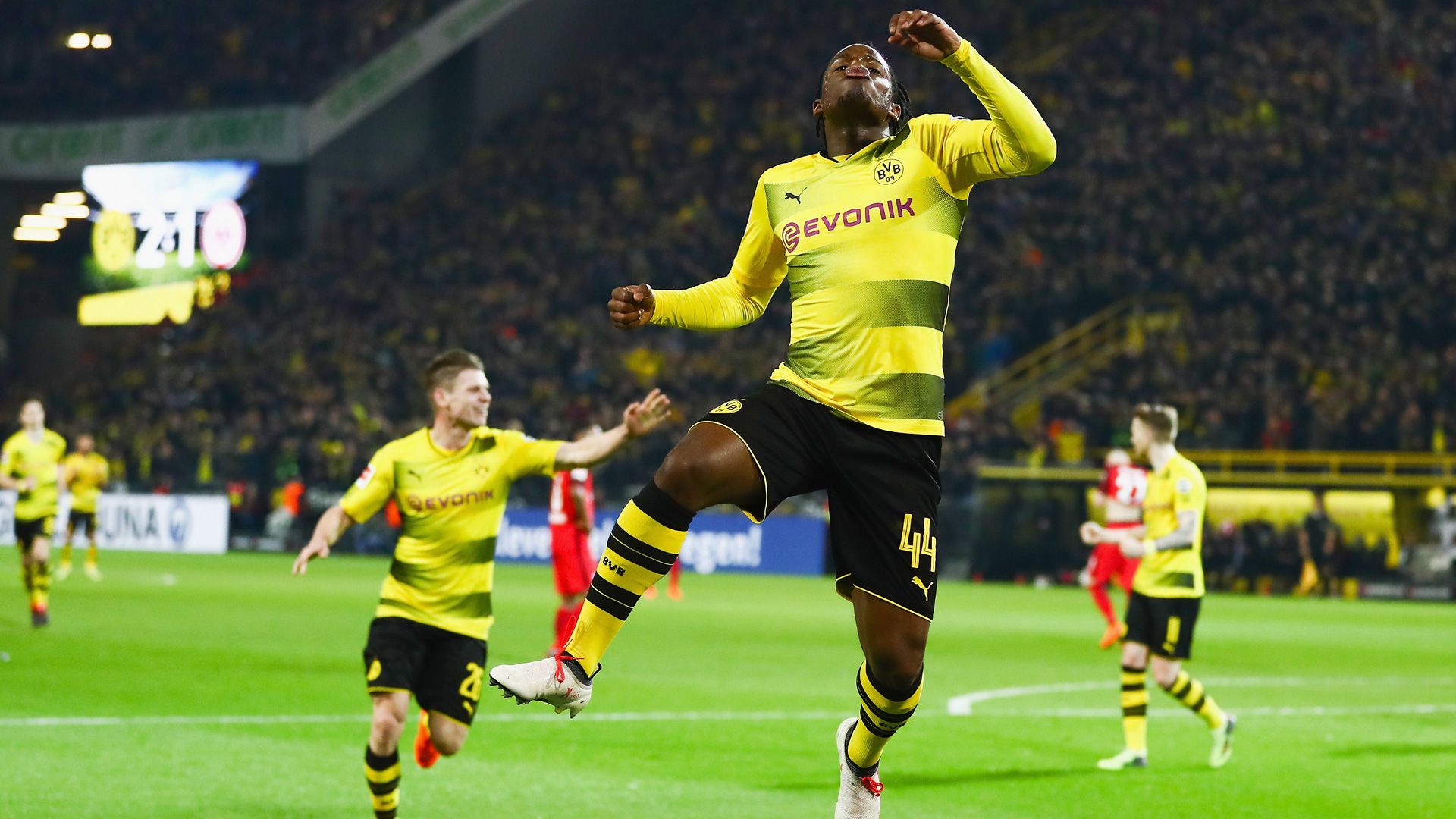 Michy Batshuayi Borussia Dortmund Bundesliga 11032018