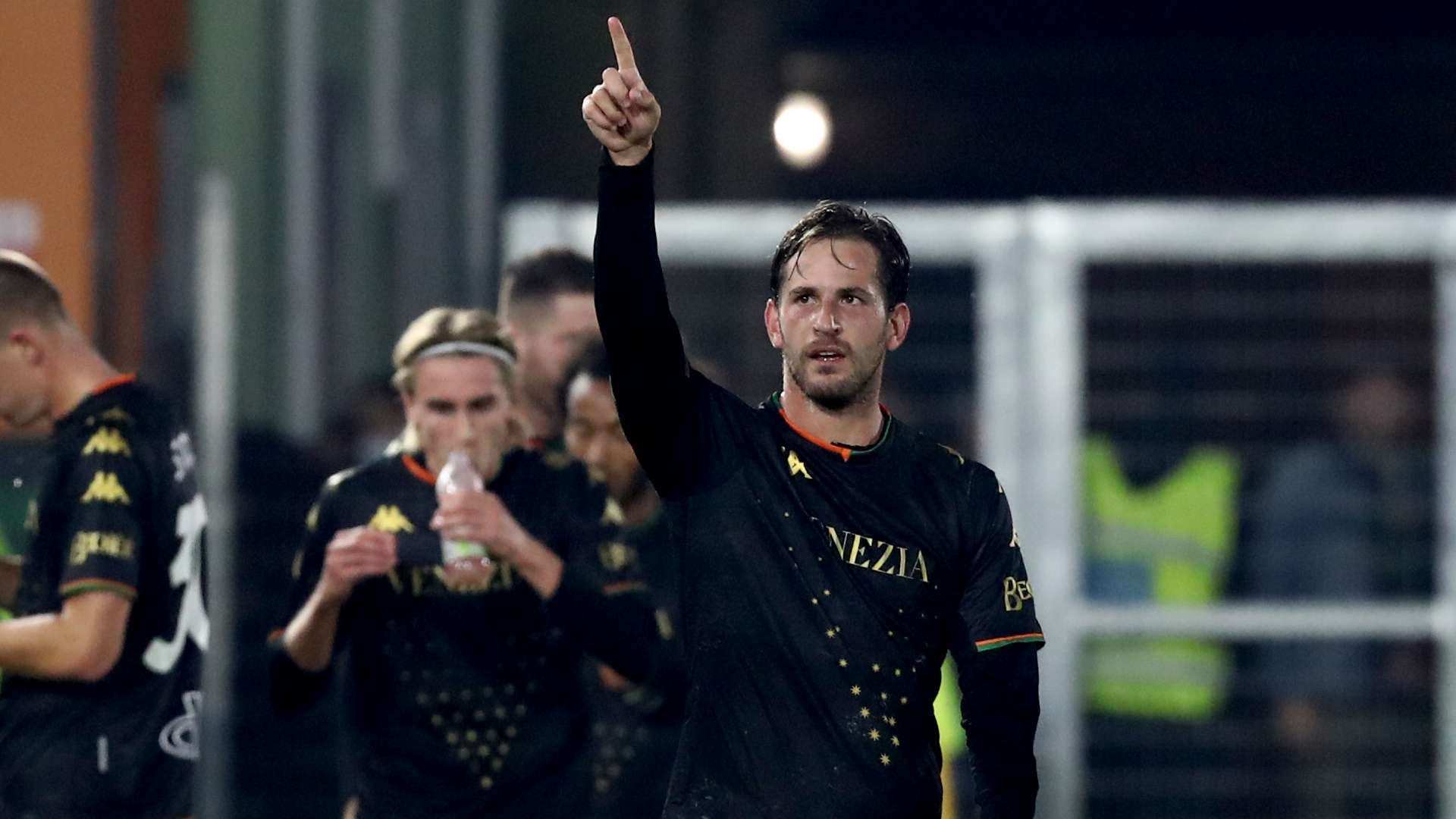 Aramu Venezia Fiorentina Serie A