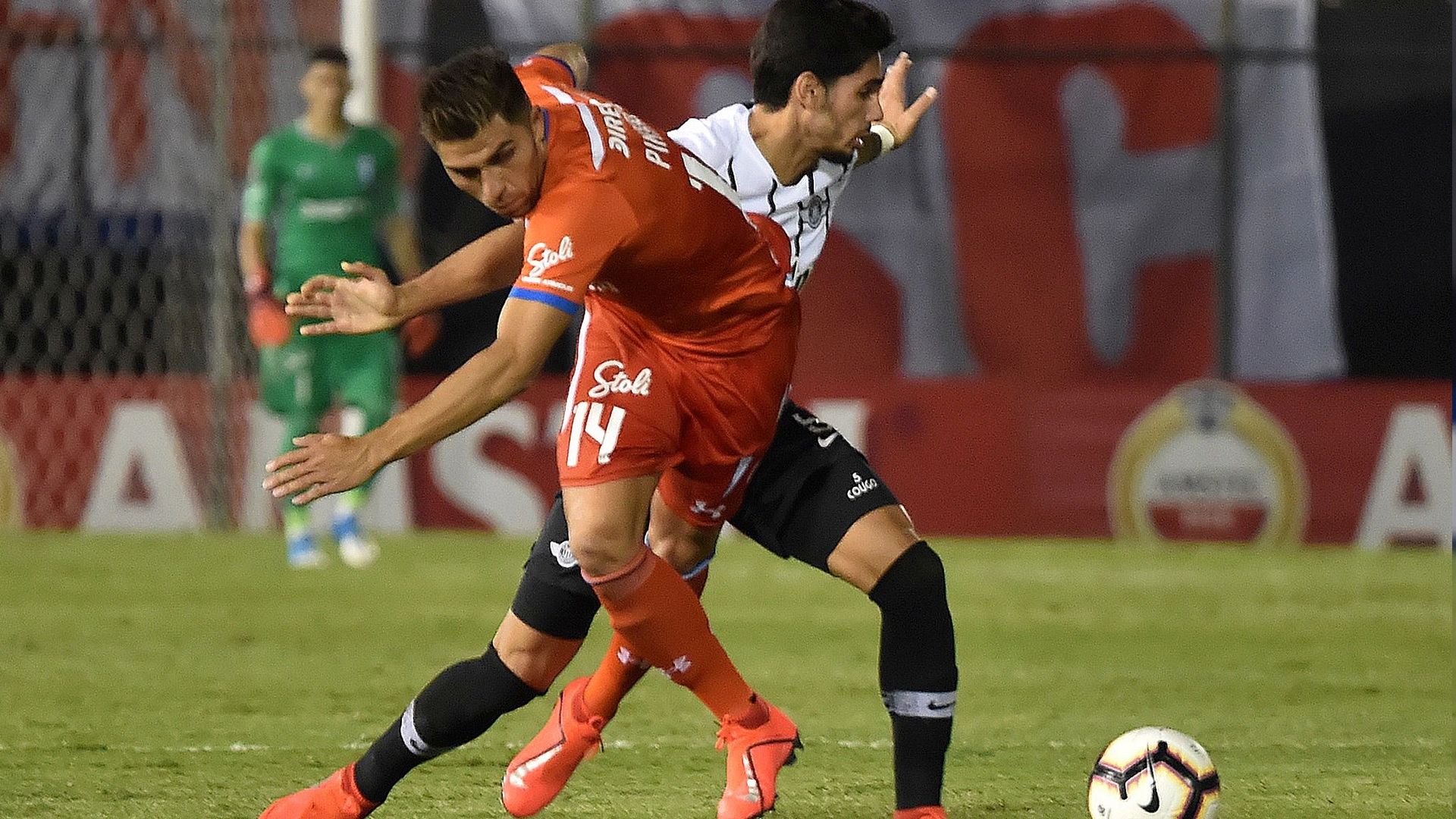 Libertad vs. Universidad Católica