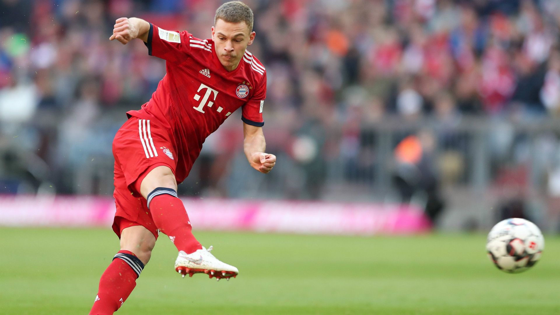 JOSHUA KIMMICH BAYERN MÜNCHEN