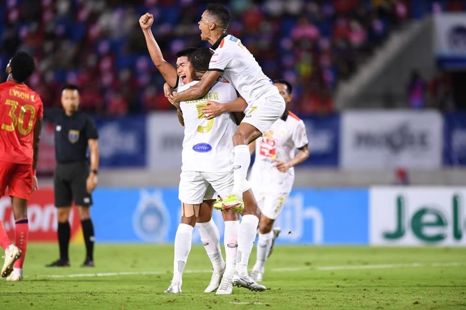 ศราวุธ อินทร์แป้น