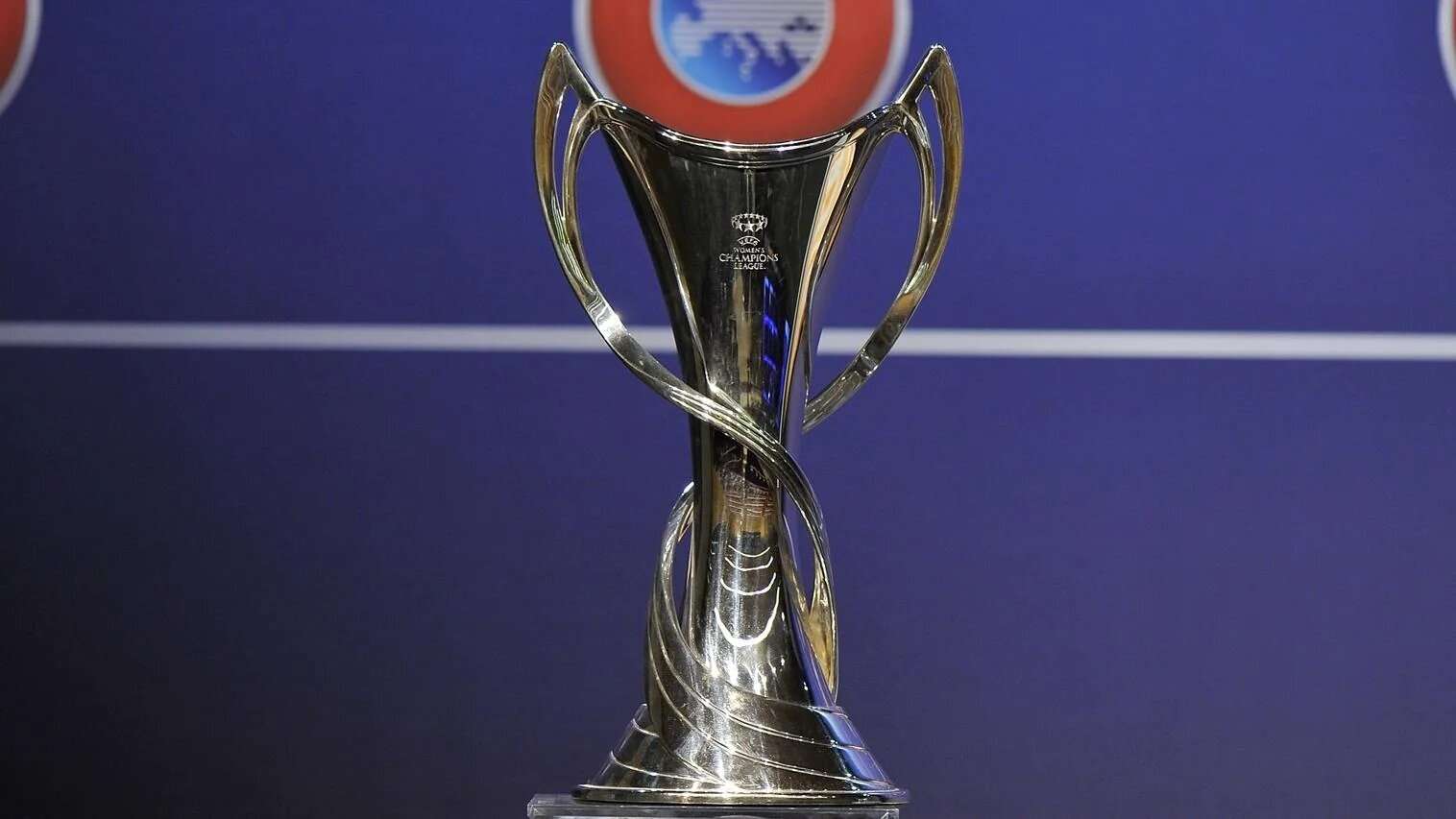 UEFA WOMEN'S CHAMPIONS LEAGUE THROPHY 23032021