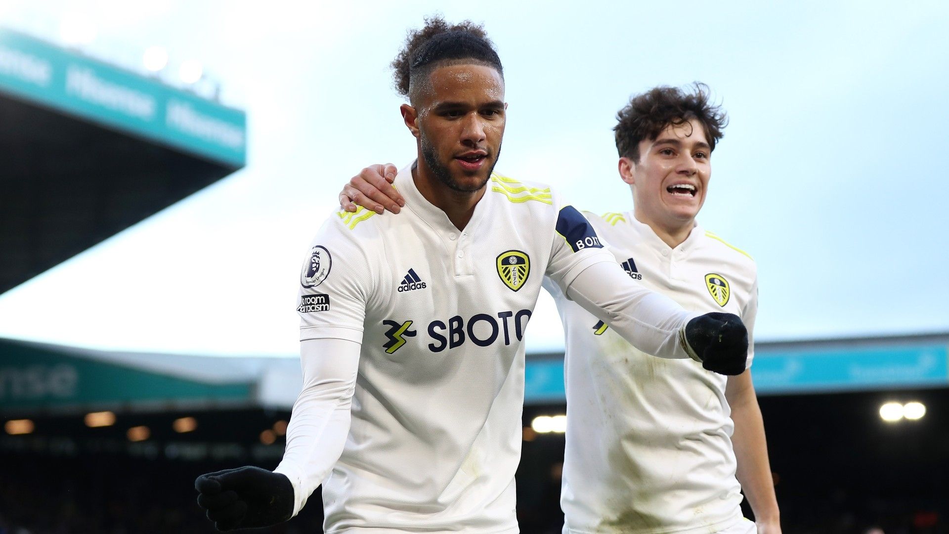 Tyler Roberts Daniel James Leeds vs Brentford Premier League 2021-22