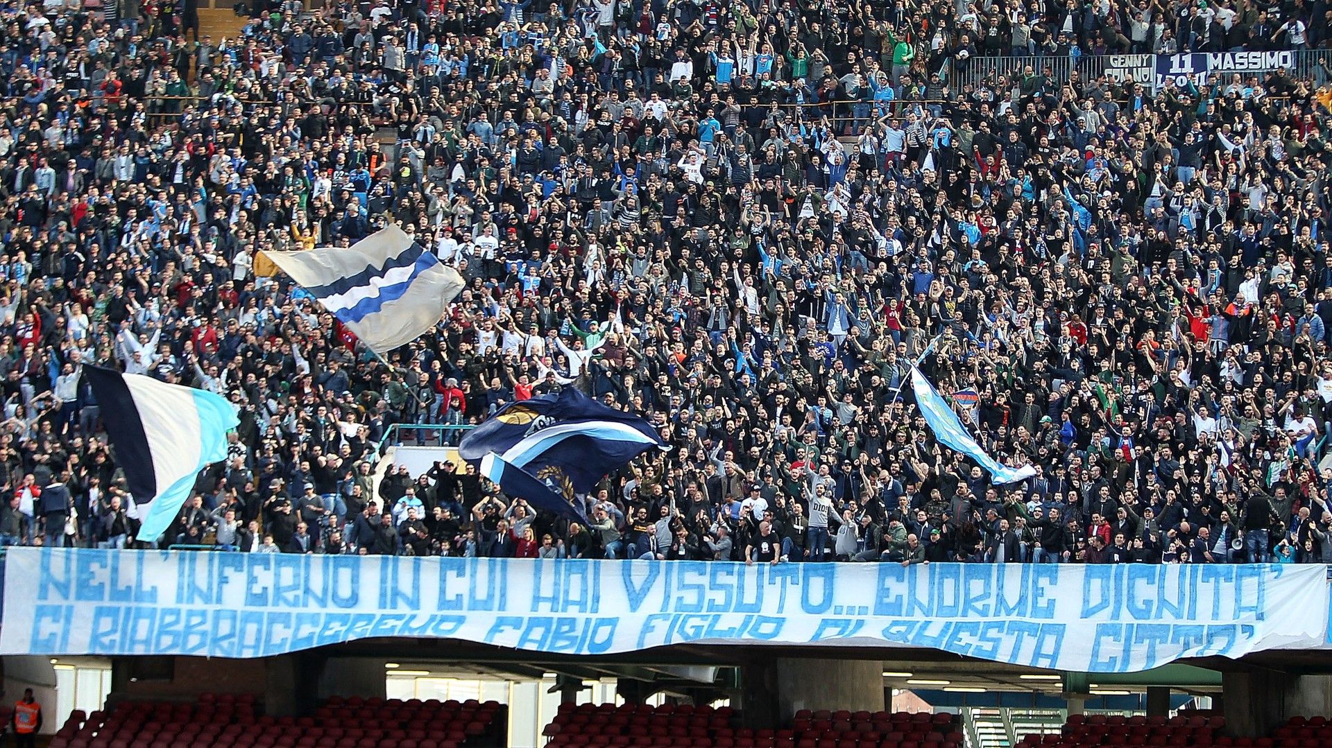 Napoli Crotone banner Quagliarella 2017