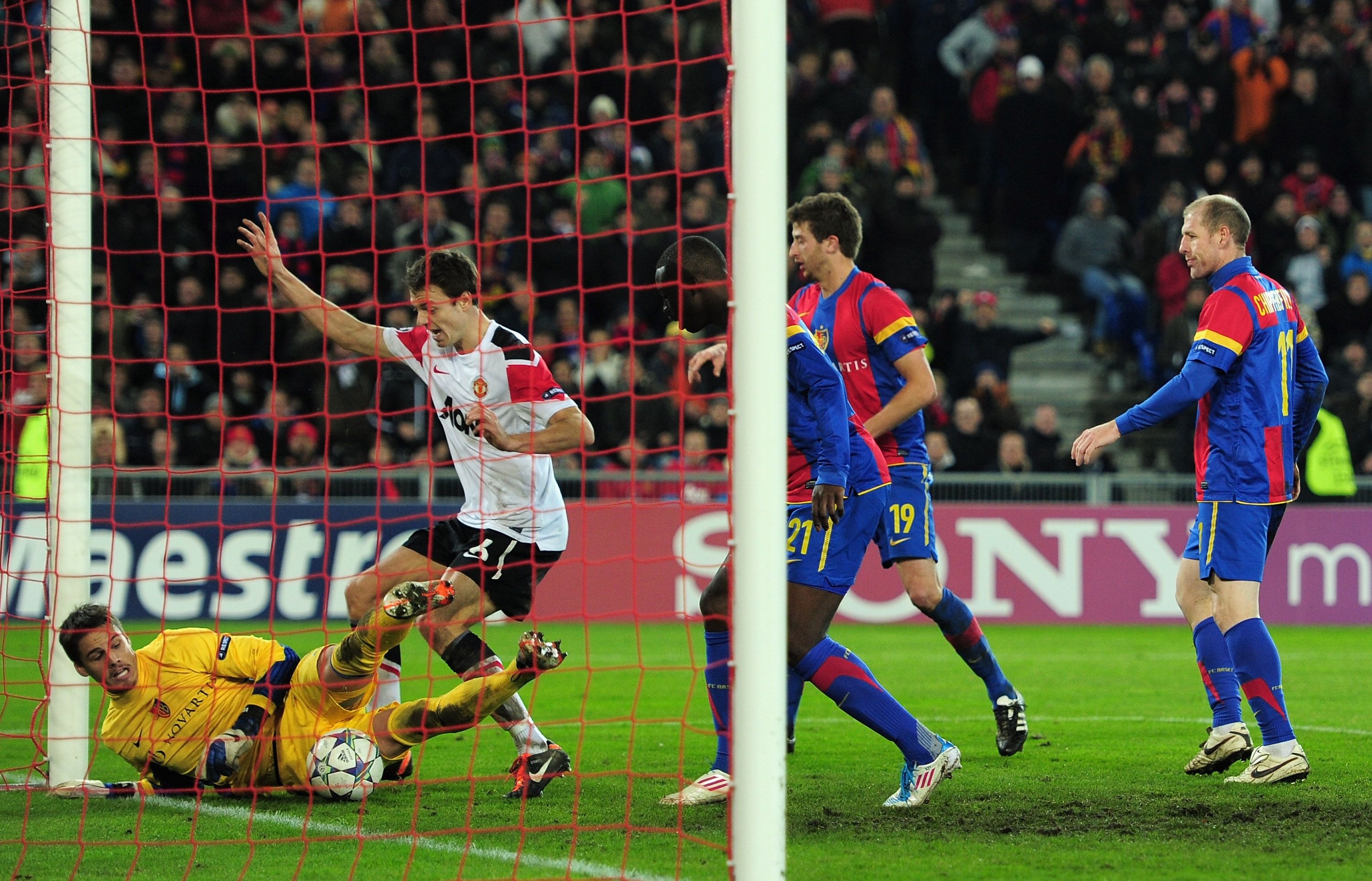 Basel vs Manchester united Uefa Champions league 2011
