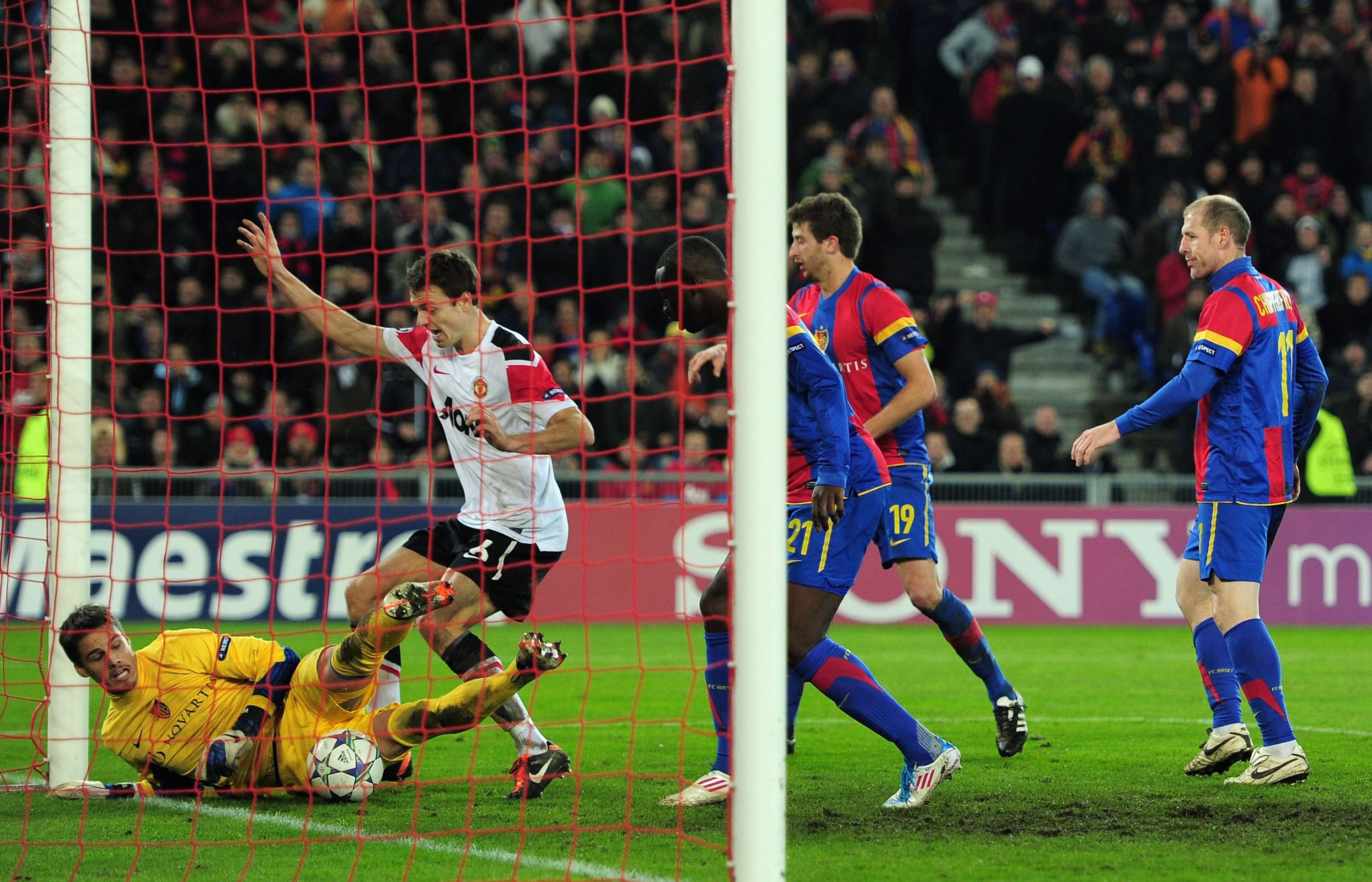 Basel vs Manchester united Uefa Champions league 2011
