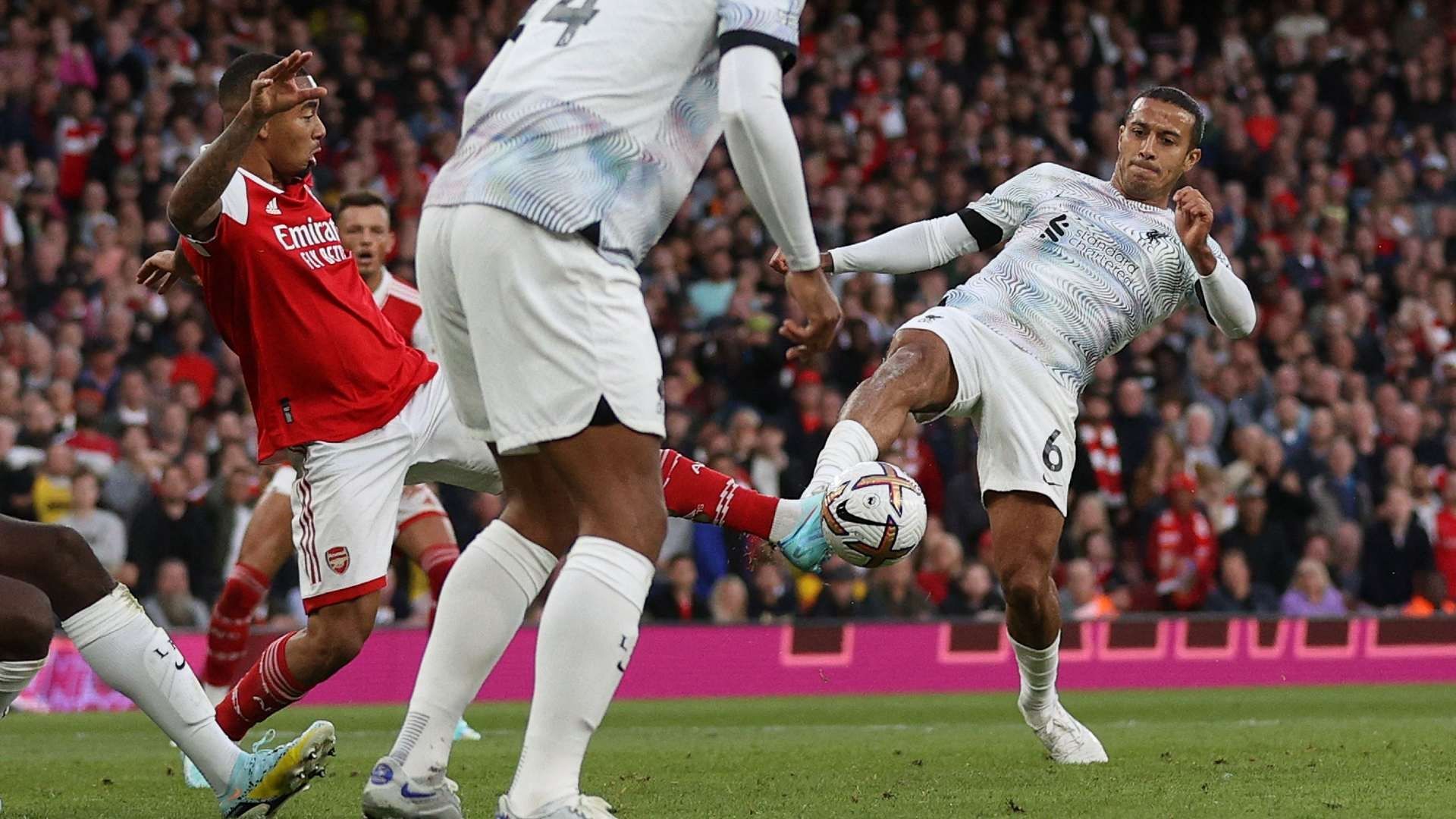 20221010 Gabriel Jesus Thiago