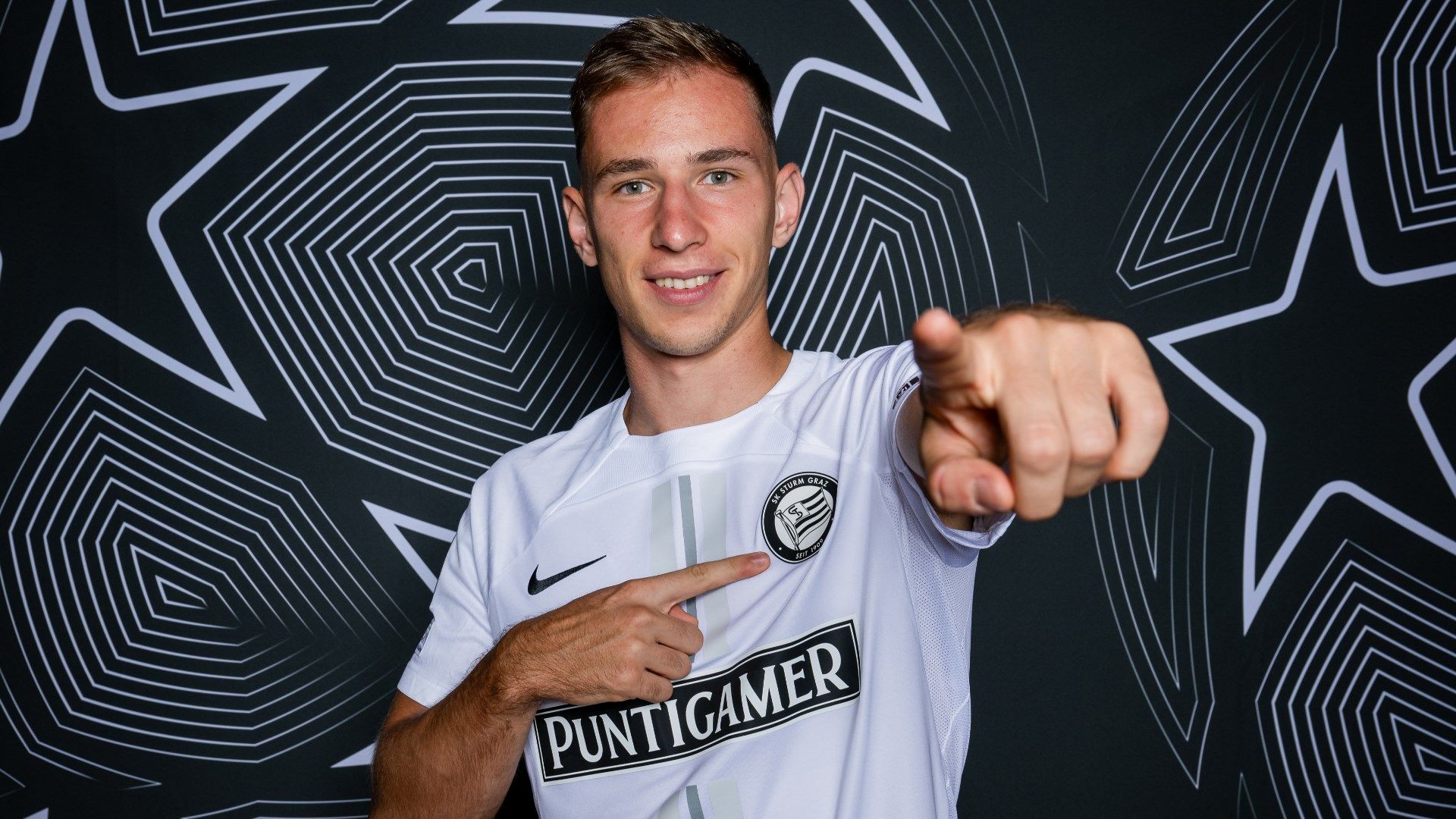 Lovro Zvonarek Sturm Graz 2024-25
