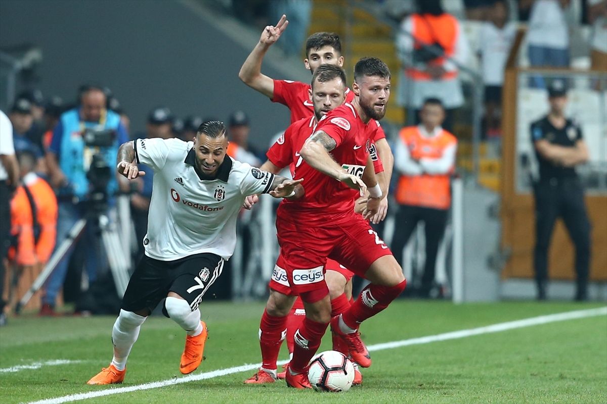 Ricardo Quaresma Besiktas Antalyaspor Super Lig 08/26/18