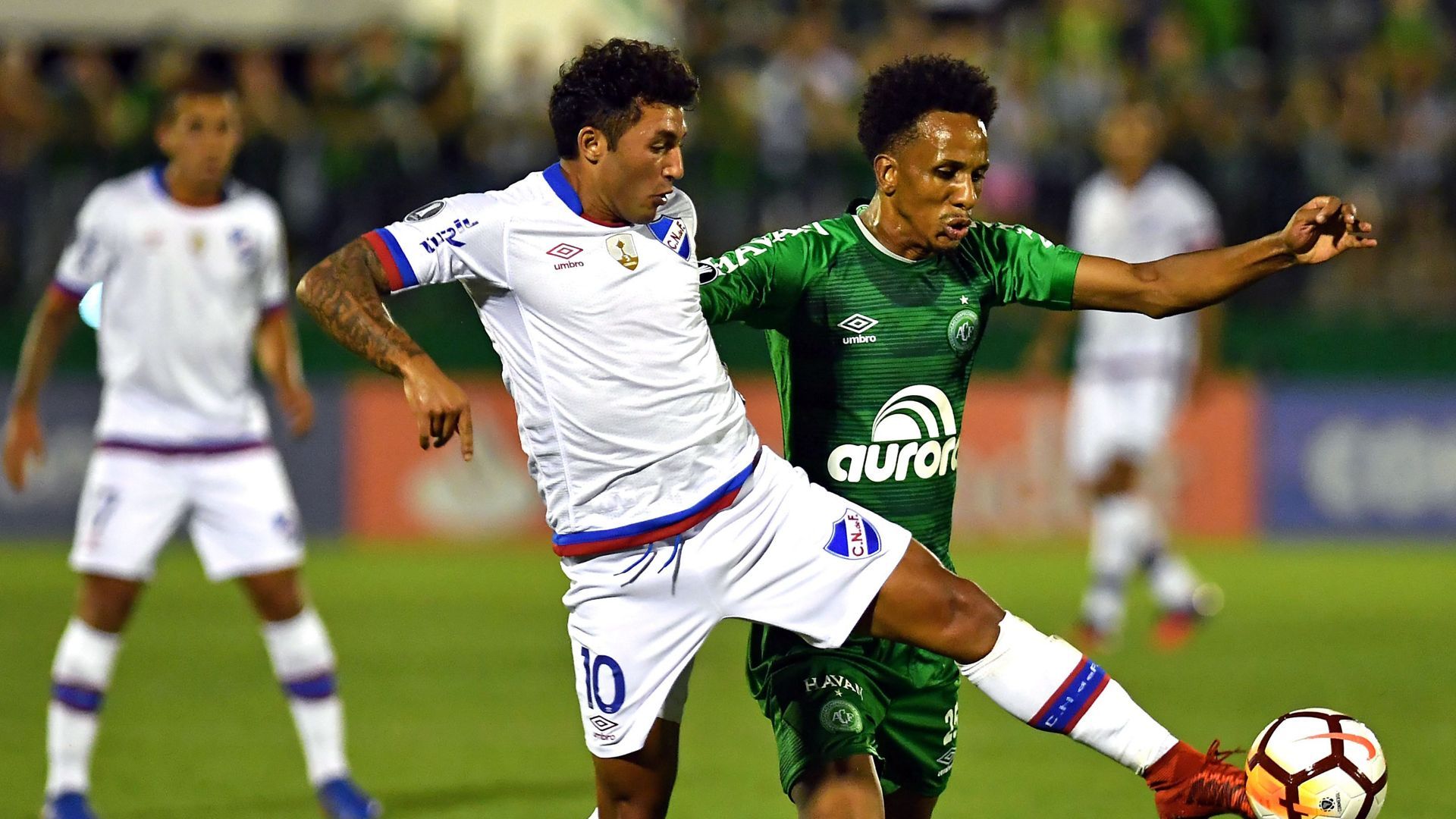 Tabare Viudez Lucas Mineiro Chapecoense Nacional Montevideo Copa Libertadores 31012018