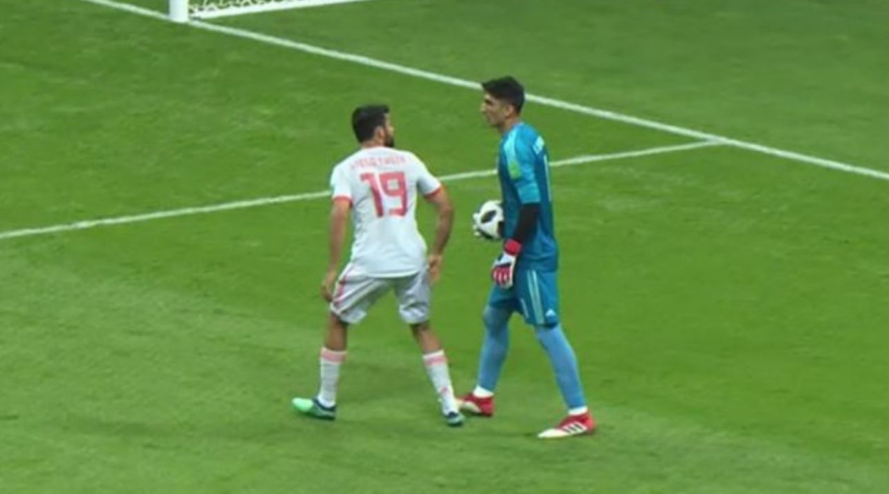 Pisotón Diego Costa España Irán