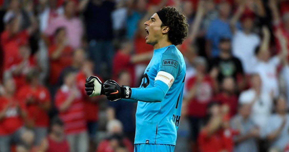 Guillermo Ochoa Standard