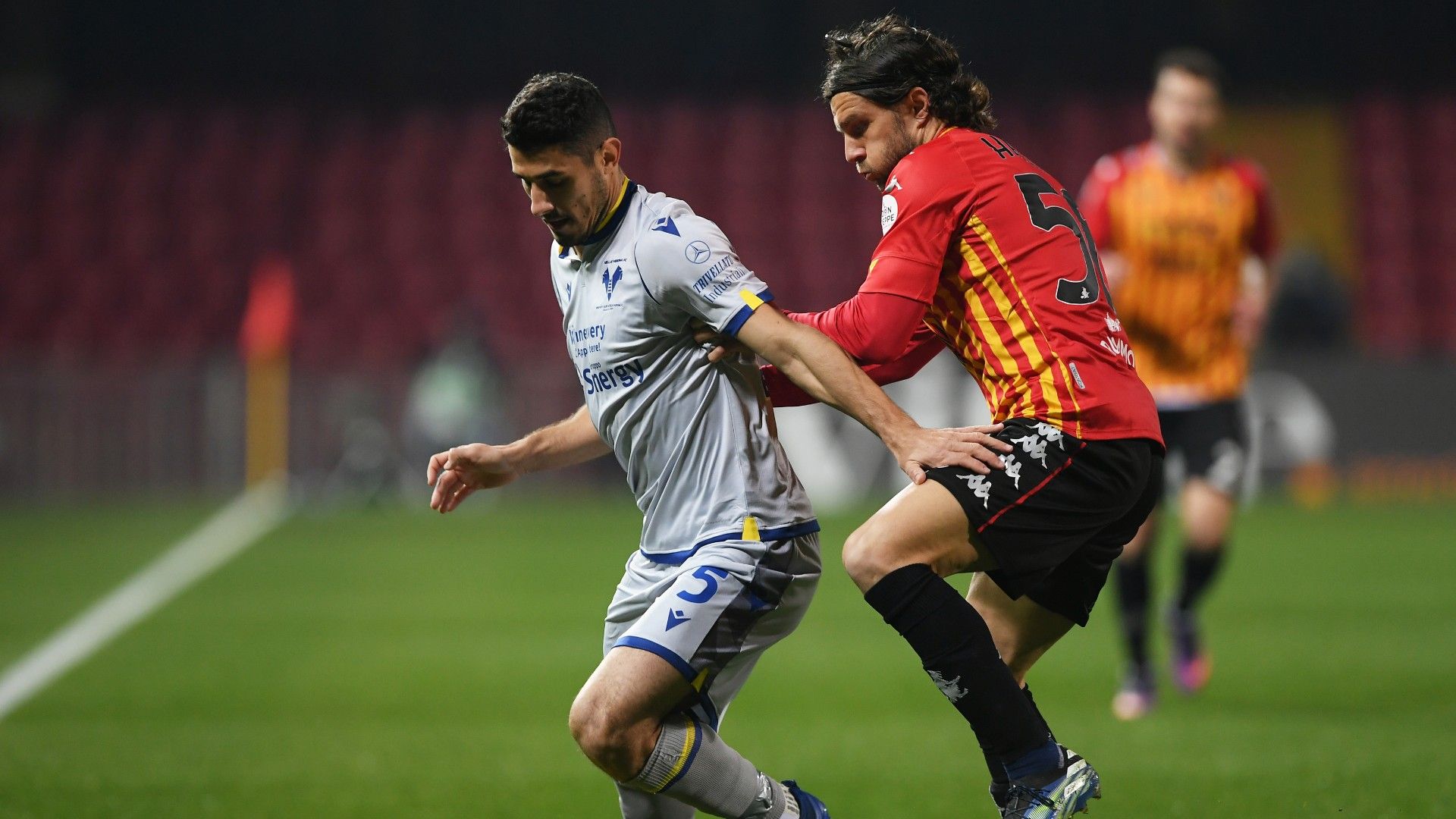 Davide Faraoni Hetemaj Benevento Verona