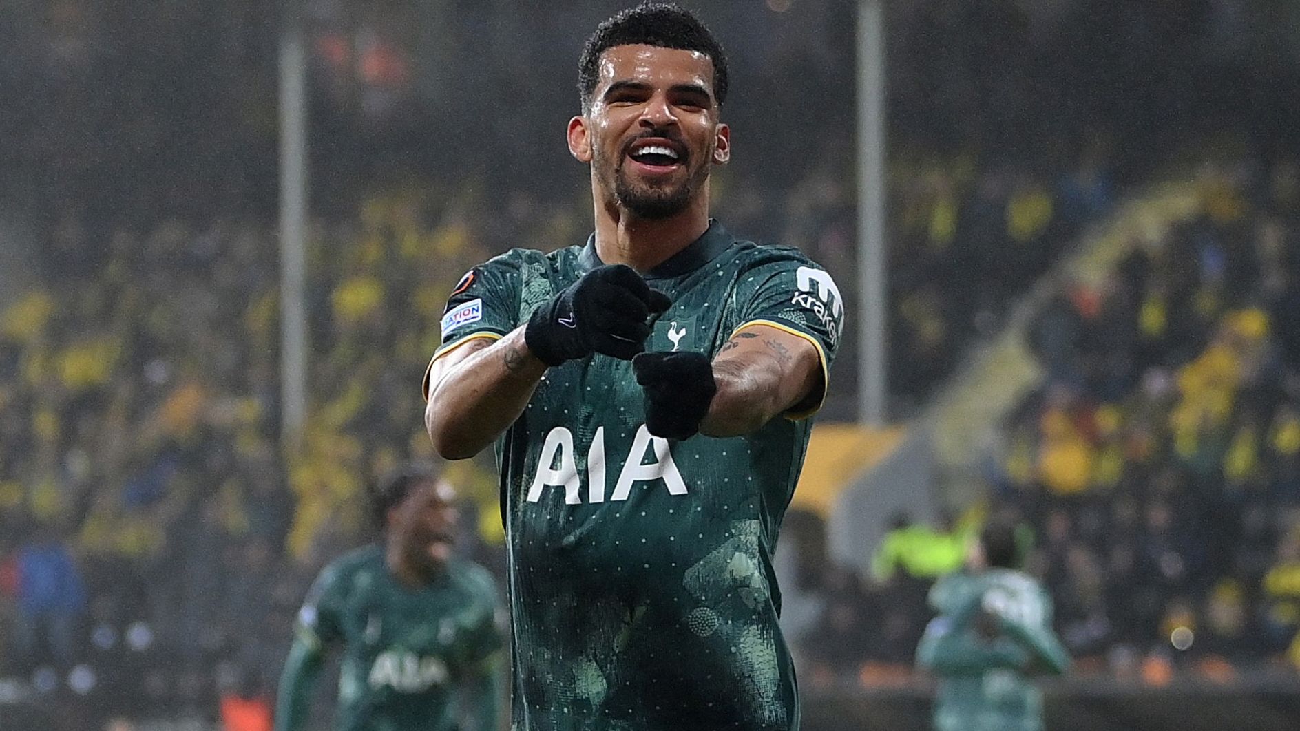 Dominic Solanke of Tottenham Hotspur celebrates scoring
