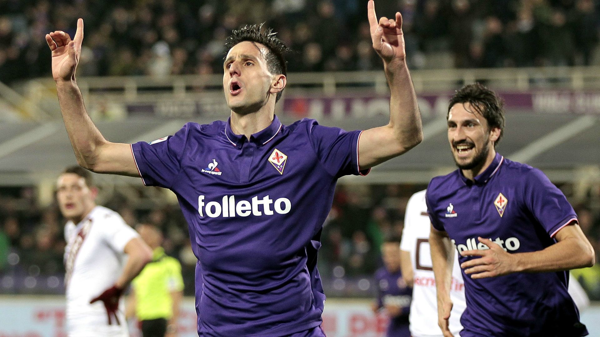 Nikola Kalinic celebrates his scoring Fiorentina Torino Serie A 27022017