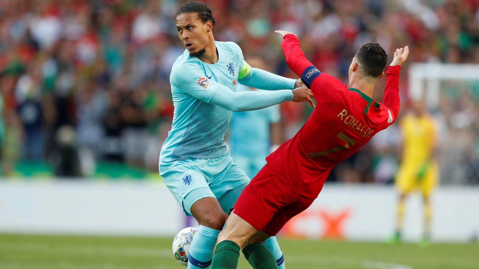 Virgil van Dijk Cristiano Ronaldo Portugal - Netherlands 06092019