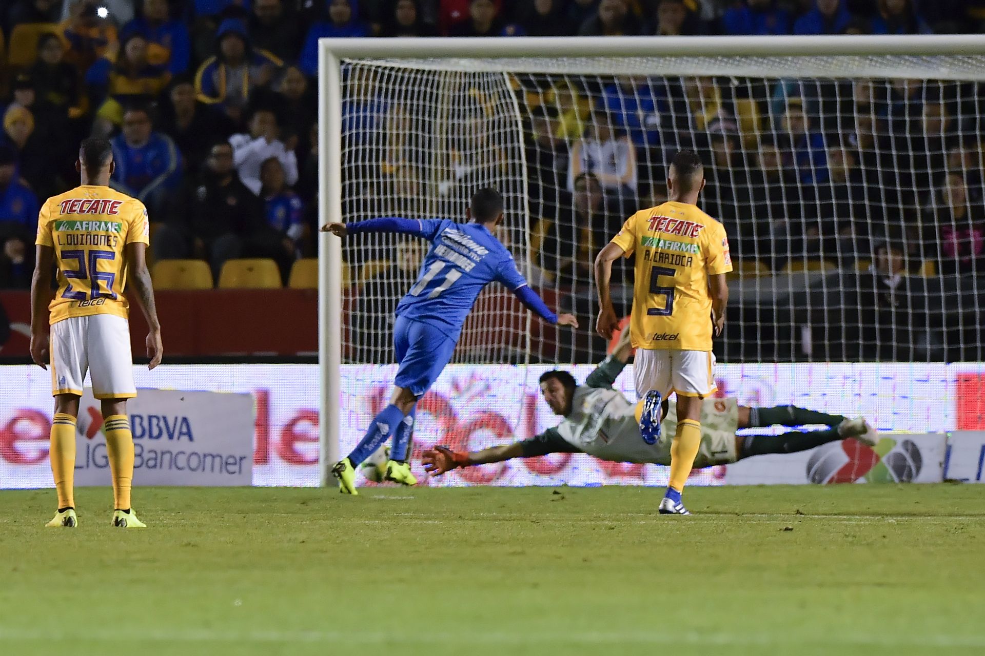 Tigres Cruz Azul Elías Hernández